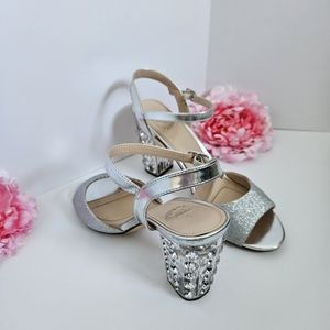 Silver Studded Heals